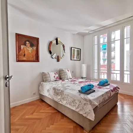 Luxury Baquis Apartment Nice