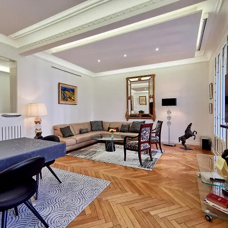 Apartment Luxury Baquis *